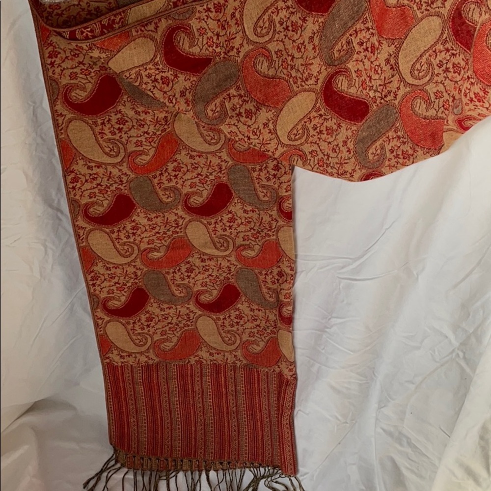 Scarf - Picture 4 of 7